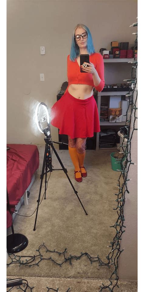 velma boobs|I always knew Velma was thicc : r/VelmaNSFW